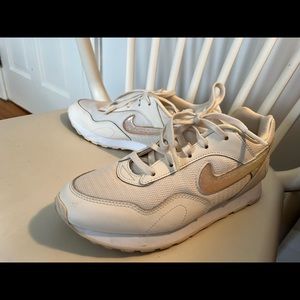 Nike Ivory Sneakers with Glitter puff swoosh